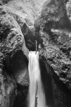 Dense Woods, Wild Canyons | Bärenschützklamm. Camera: Nikon F100, Film: Ilford FP4+. Location: Bärenschützklamm, Styria/Austria.