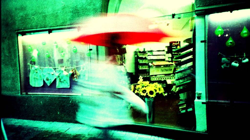 Coffee Rain. Camera: Lomo LC-A. Film: cross processed.